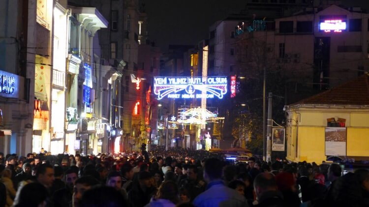 nouvel an à istanbul dans la rue