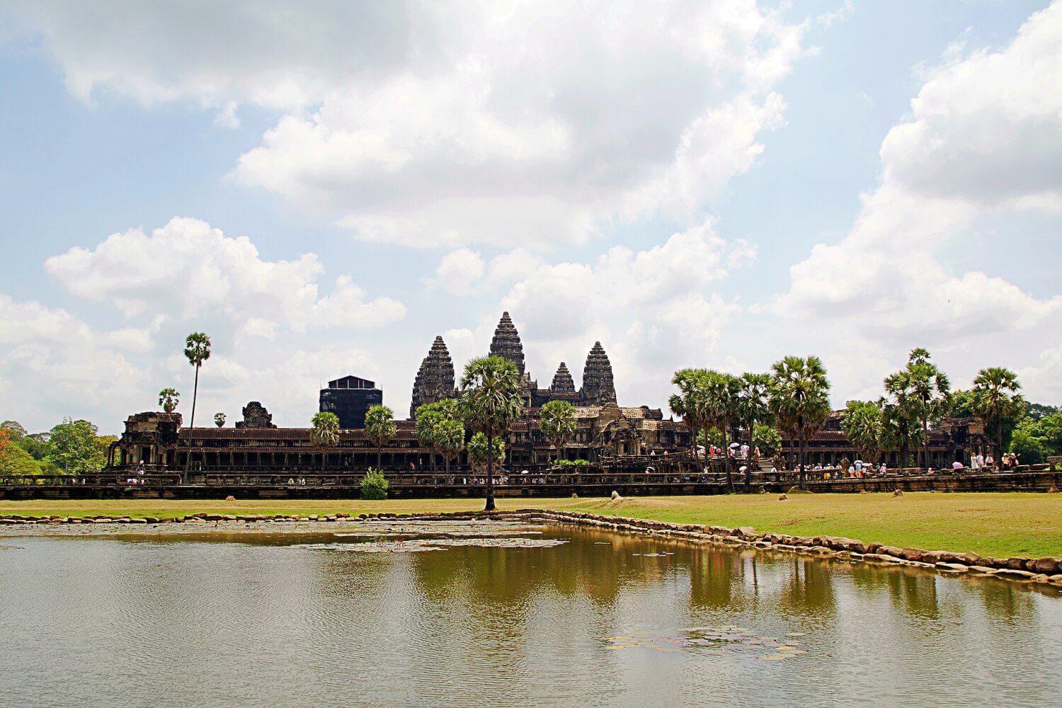 Le Cambodge a beaucoup à offrir aux passionnés de patrimoines architecturaux et culturels.