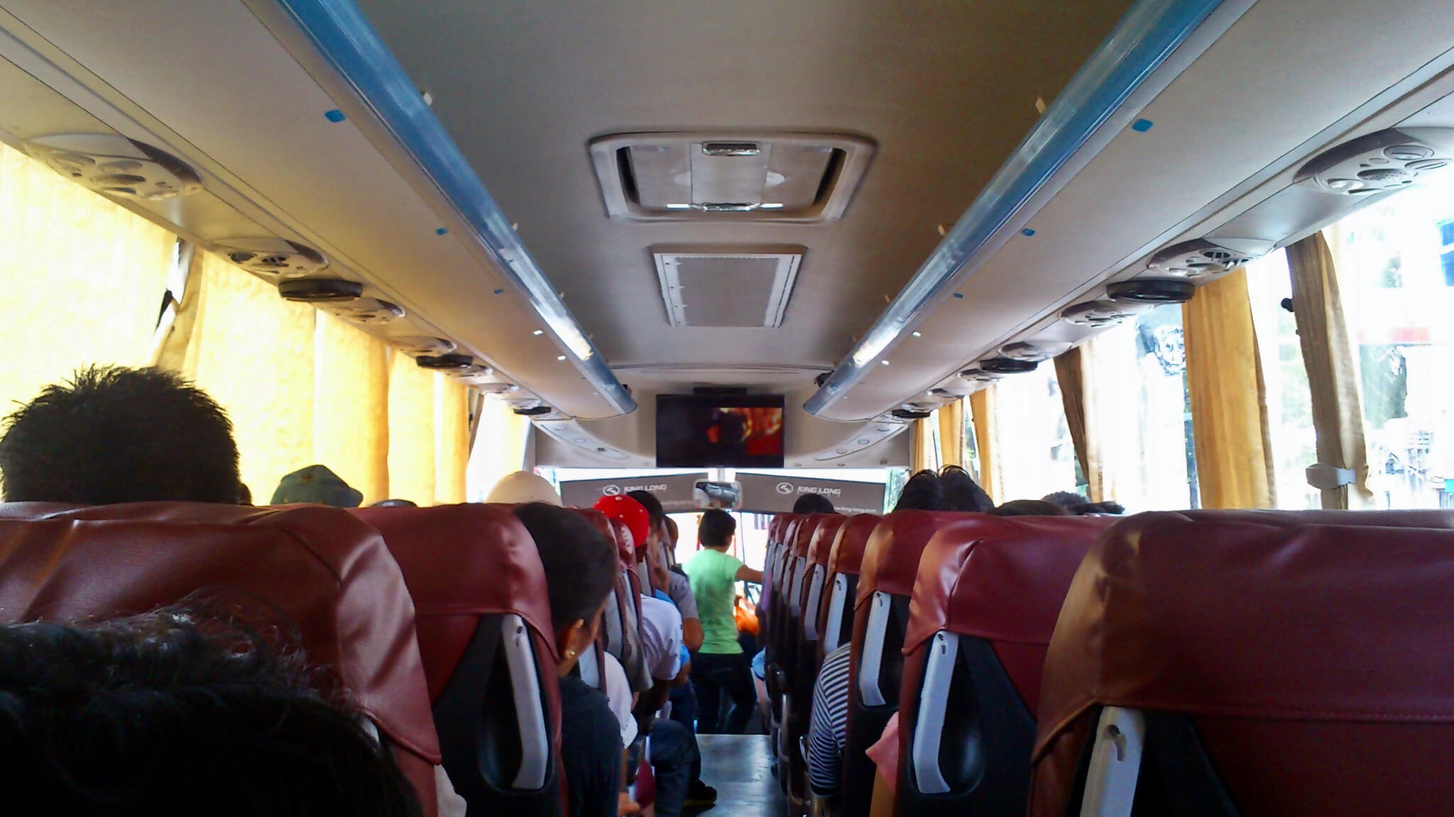 voyager bus