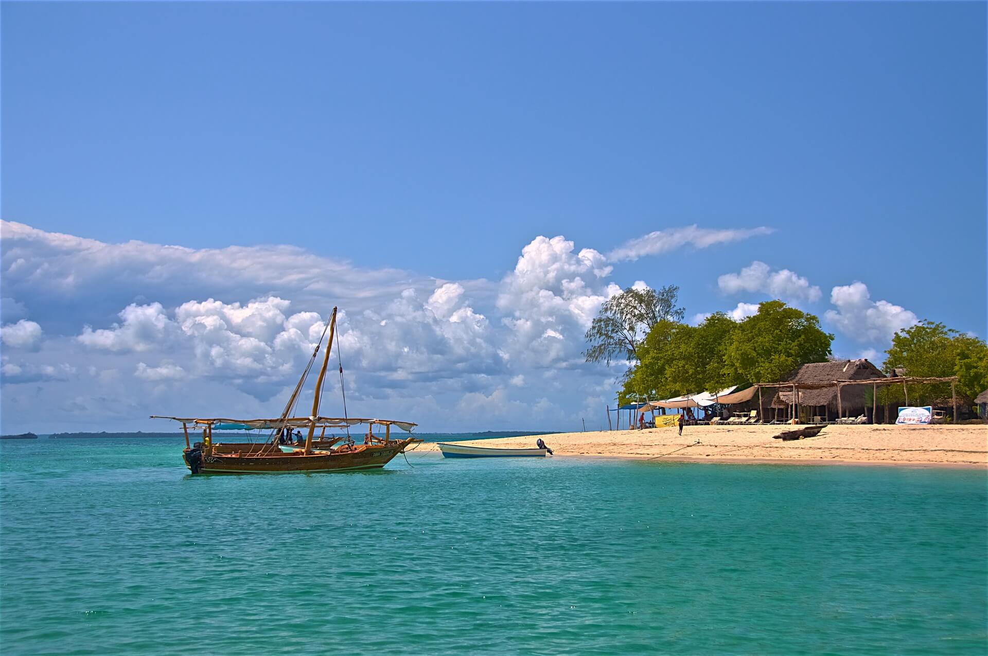 Plage et mer à Zanzibar