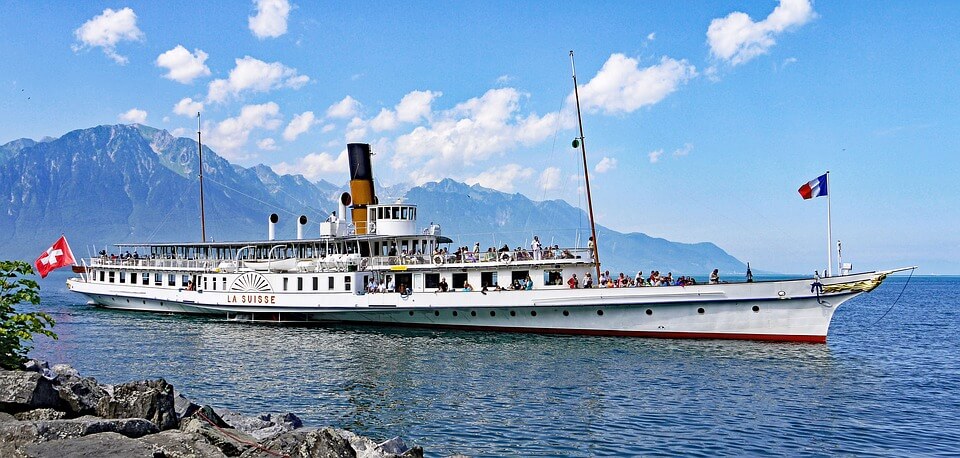 diner croisière sur le lac leman nouvel an en suisse