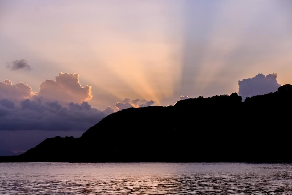 mer saison des pluies en guadeloupe