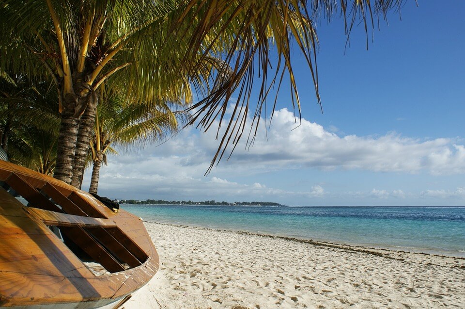 plage ile maurice saison des pluies