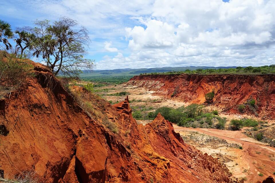 tsingy madagascar paysage