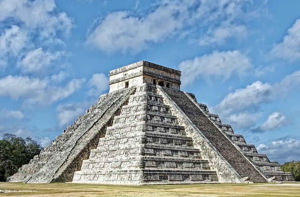 pyramide maya chitchen itza mexique