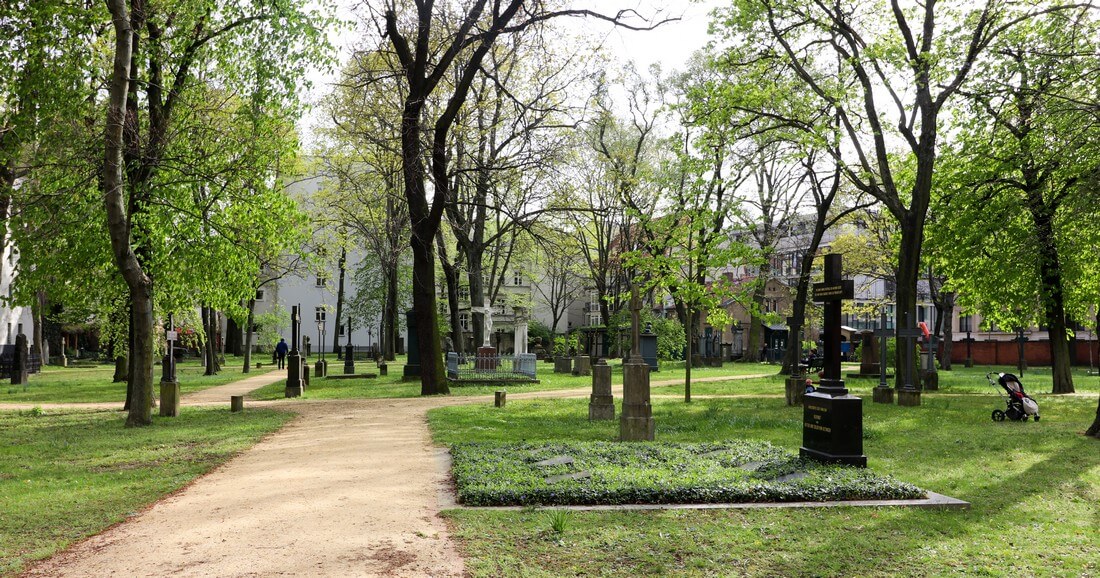 cimetiere berlin insolite verdure