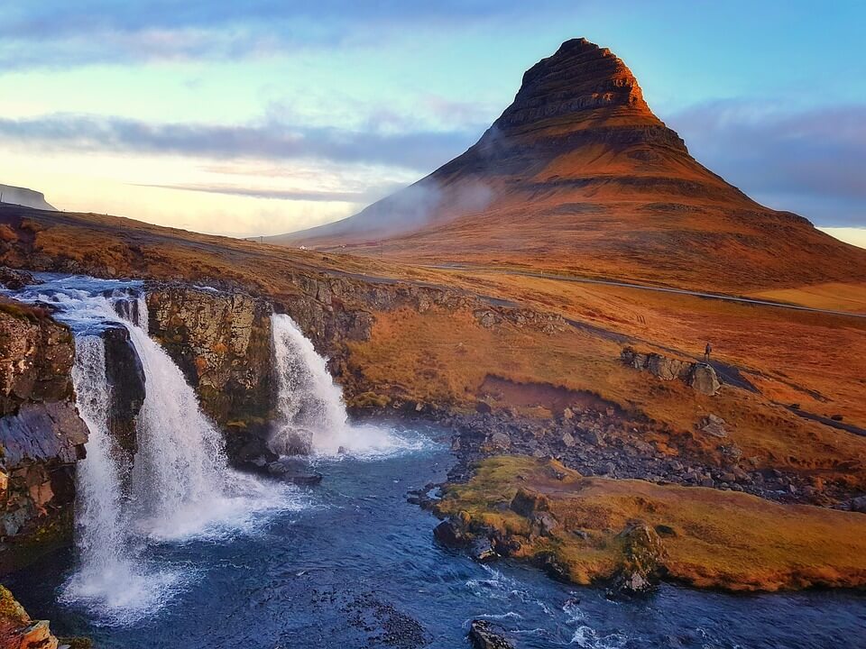 montagne kirkjufelL road trip en Islande