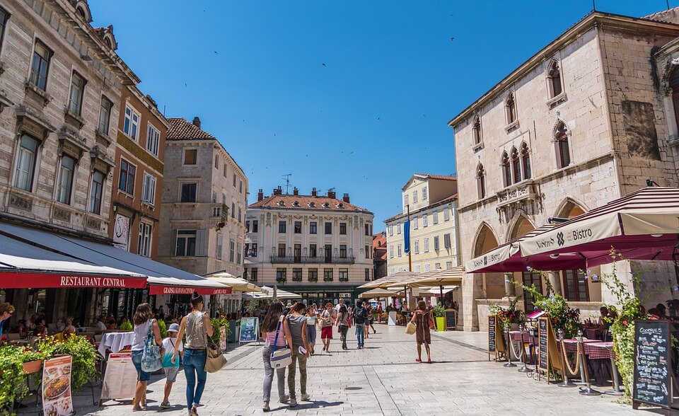 split en croatie restaurant et bars où faire la fête en croatie ?