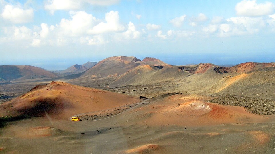 parc national de timanfaya volcans paysages lanzarote ou fuerteventura