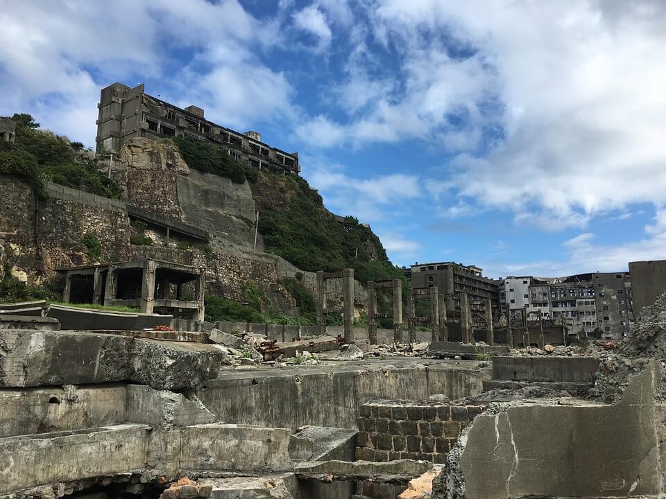 ruines hashima île abandonnée au japon