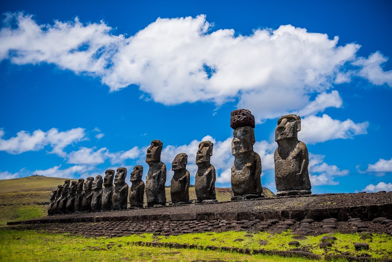 ile de paque statues moai