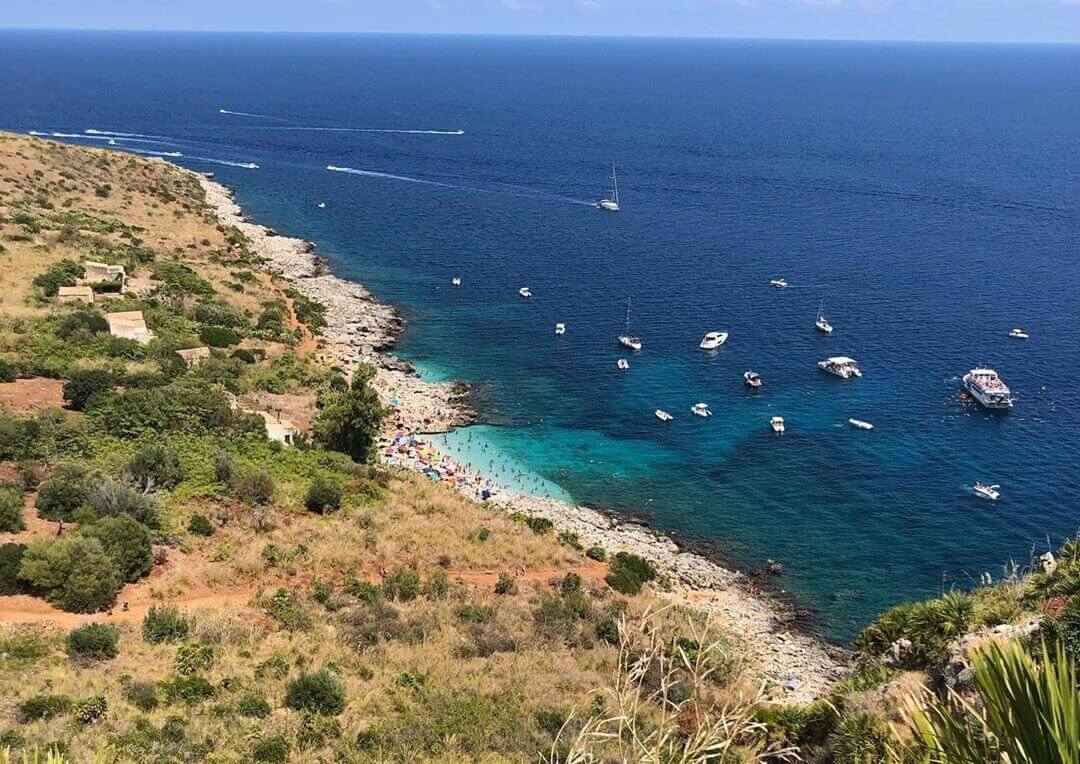 zingaro crique plage mer