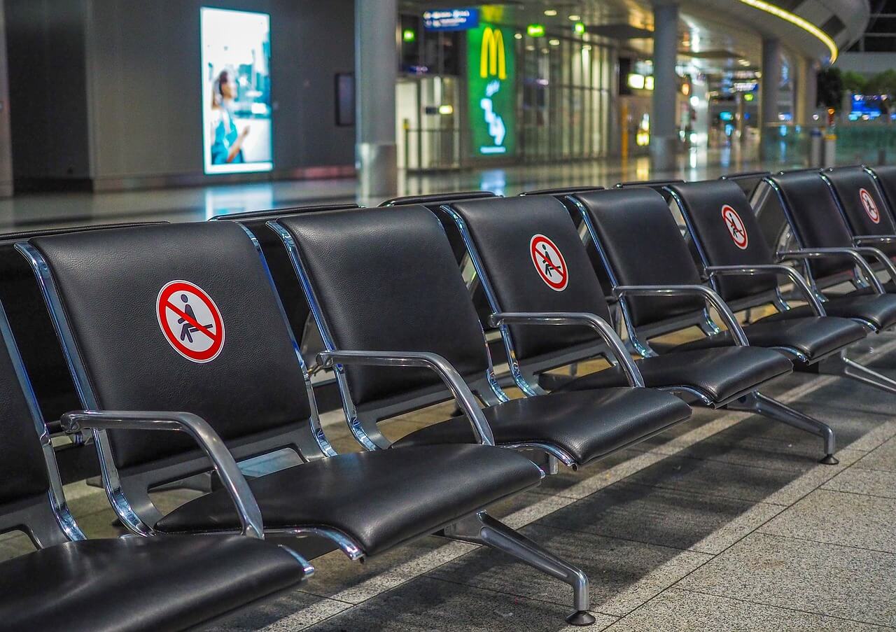 aéroport chaises restrictions voyage en 2022 covid