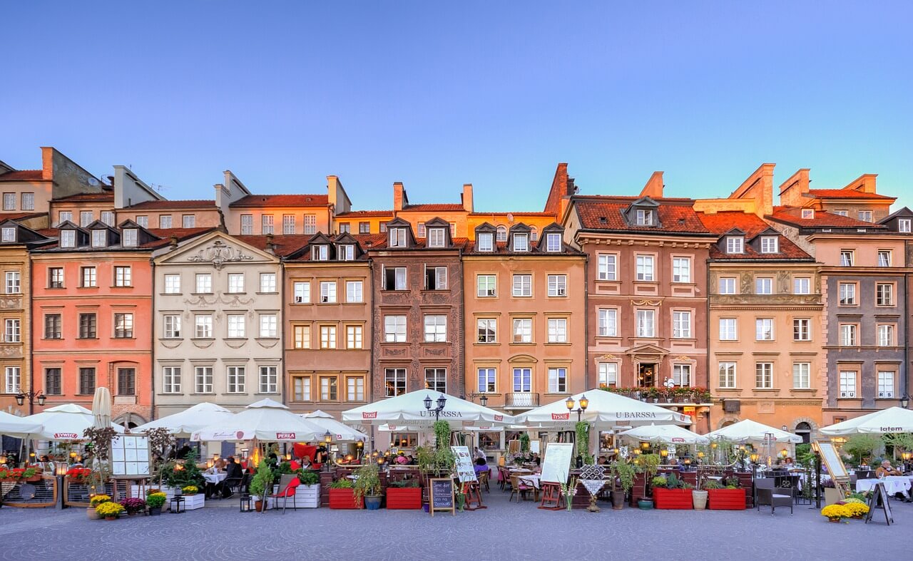 centre ville de varsovie restaurants choisir entre cracovie et varsovie