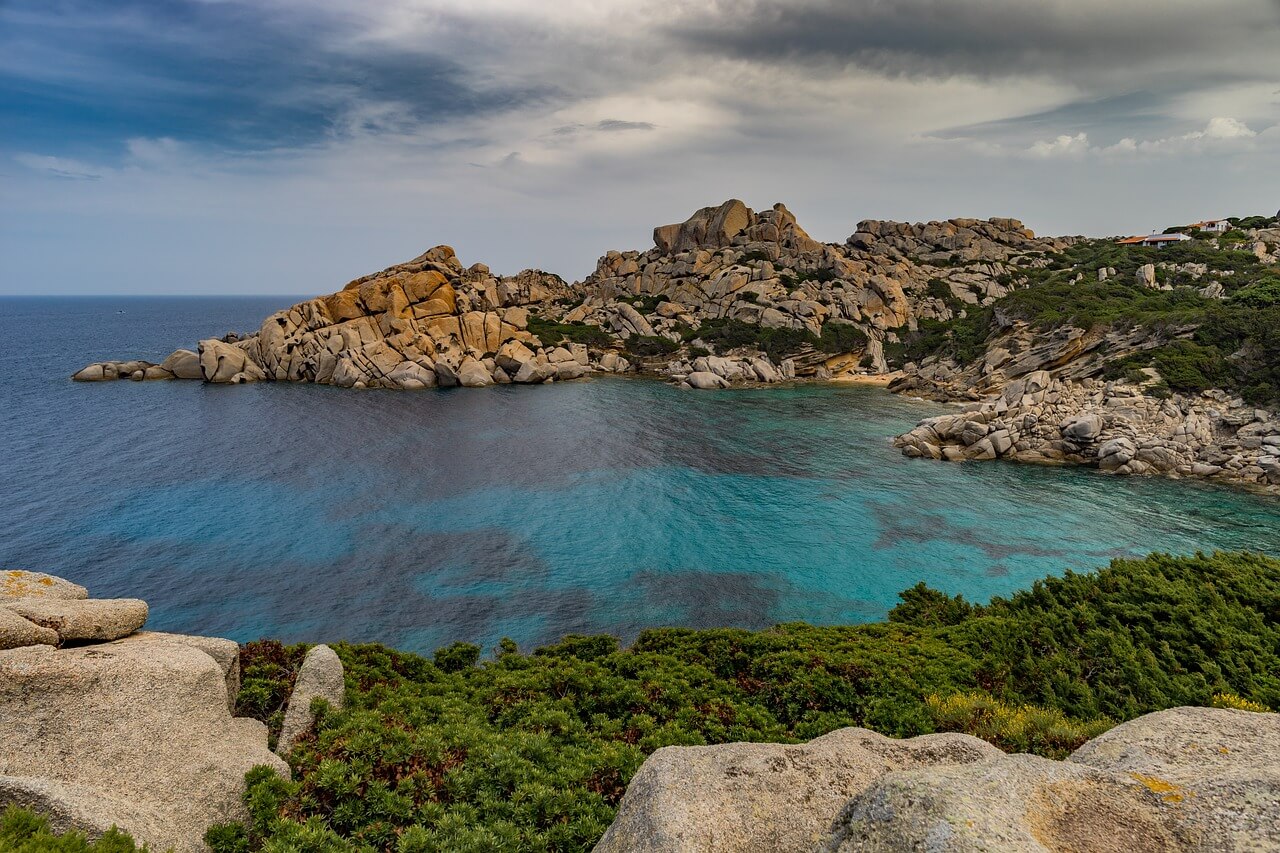 paysage bord de mer corse 