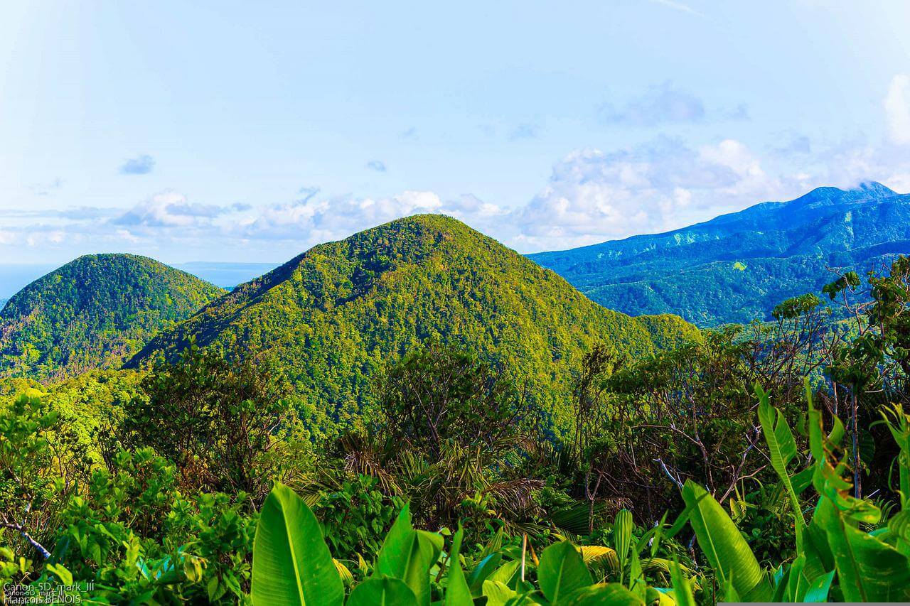 reliefs guadeloupe visiter le volcan en guadeloupe