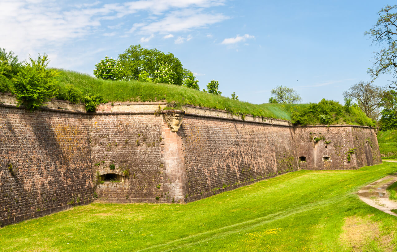 Moats et fortifications de Neuf-Brisach, Alsace
