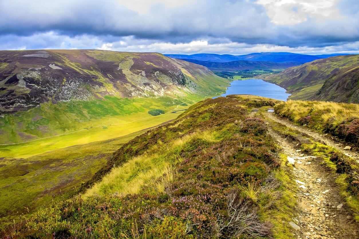 loch lee angus en ecosse