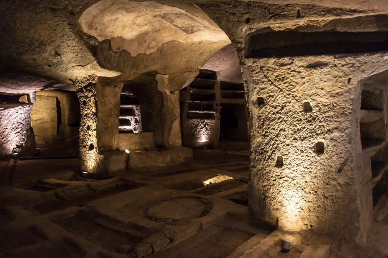 catacombes de san gennaro a naples