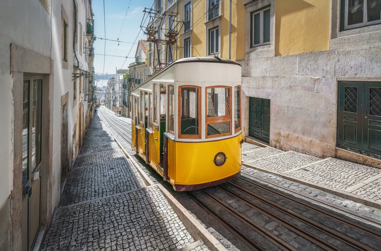 funiculaire bica elevador da bica lisbonne