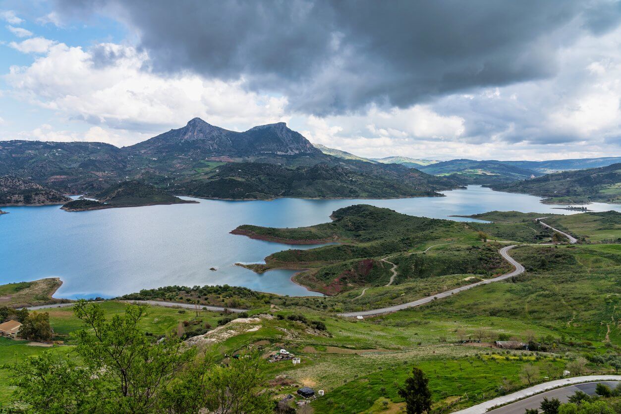 lac bleu a zahara de la sierra