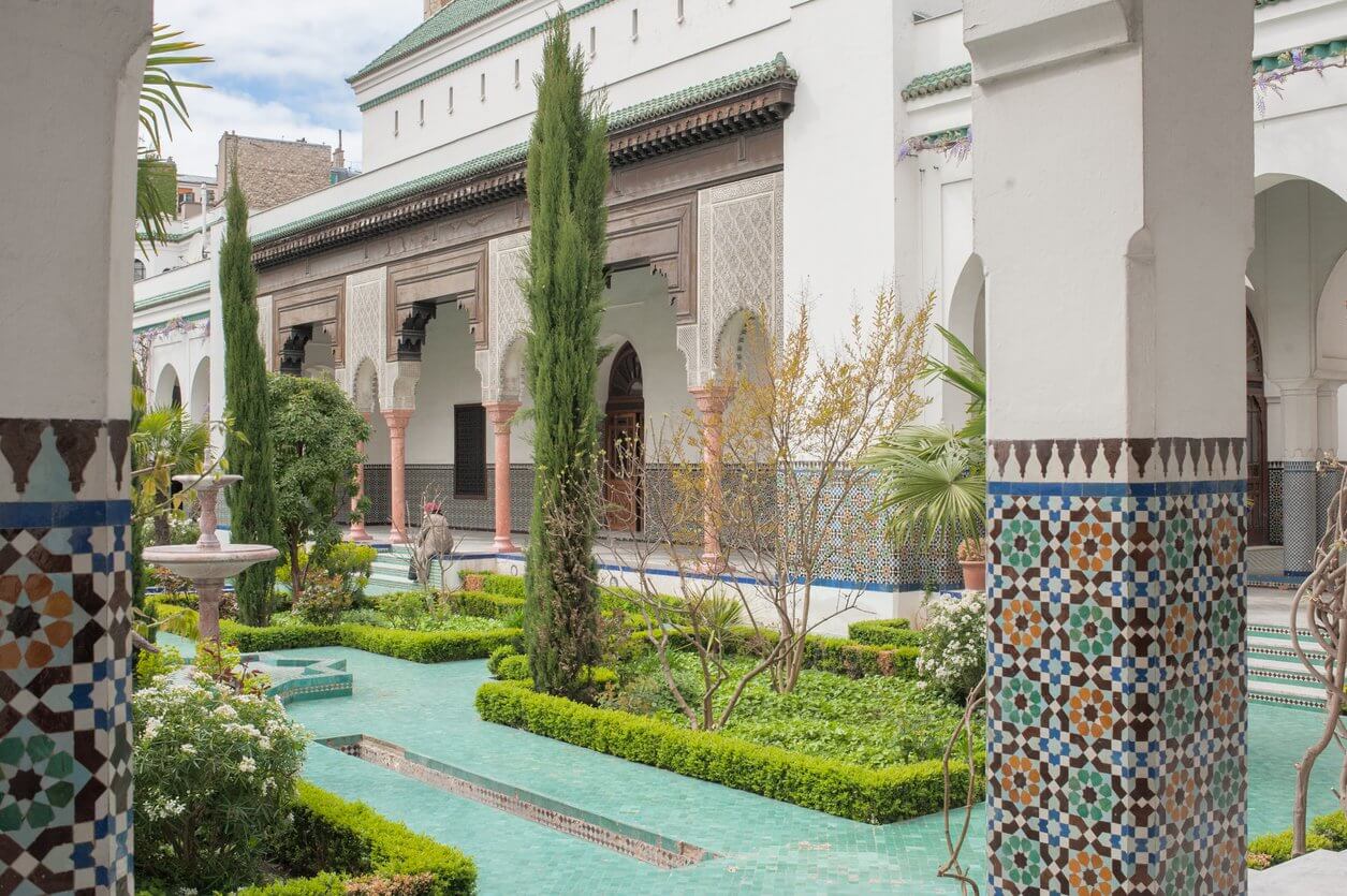 patio et le jardin andalou a la grande mosquee de paris