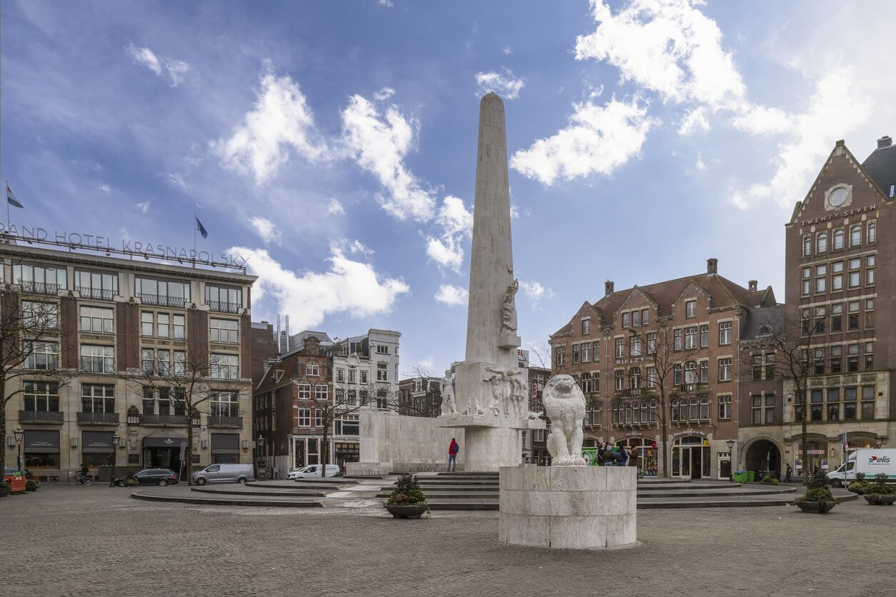 place du dam amsterdam