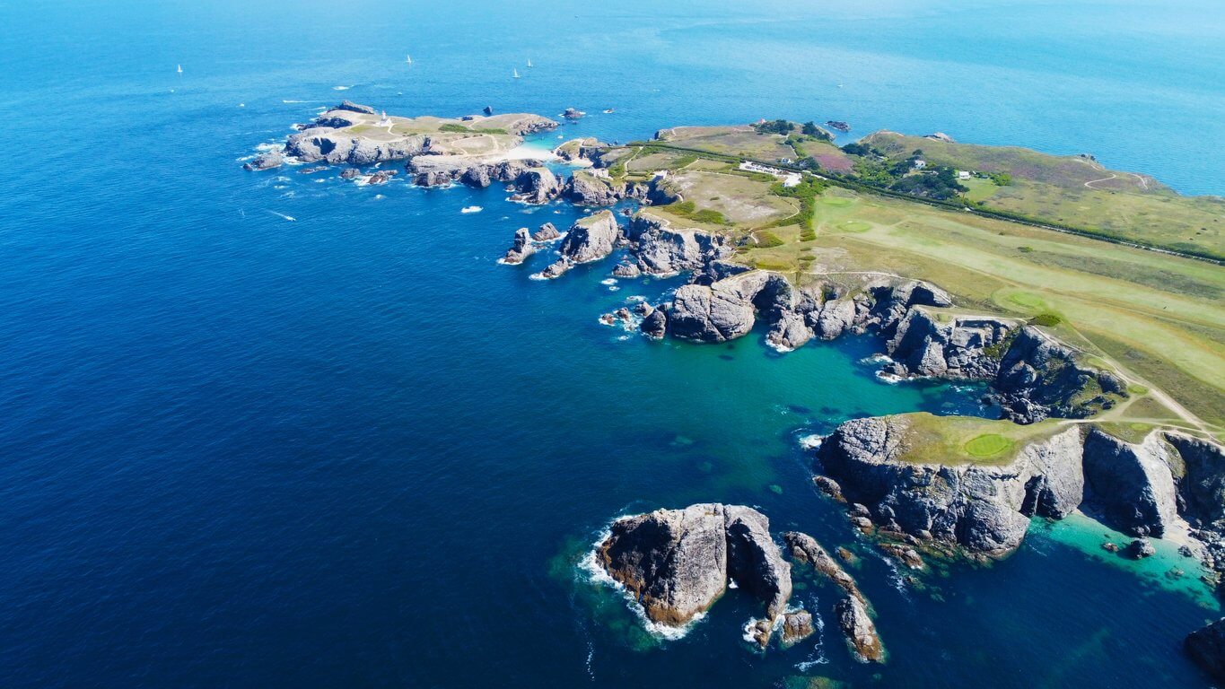 pointe des poulains a belle ile