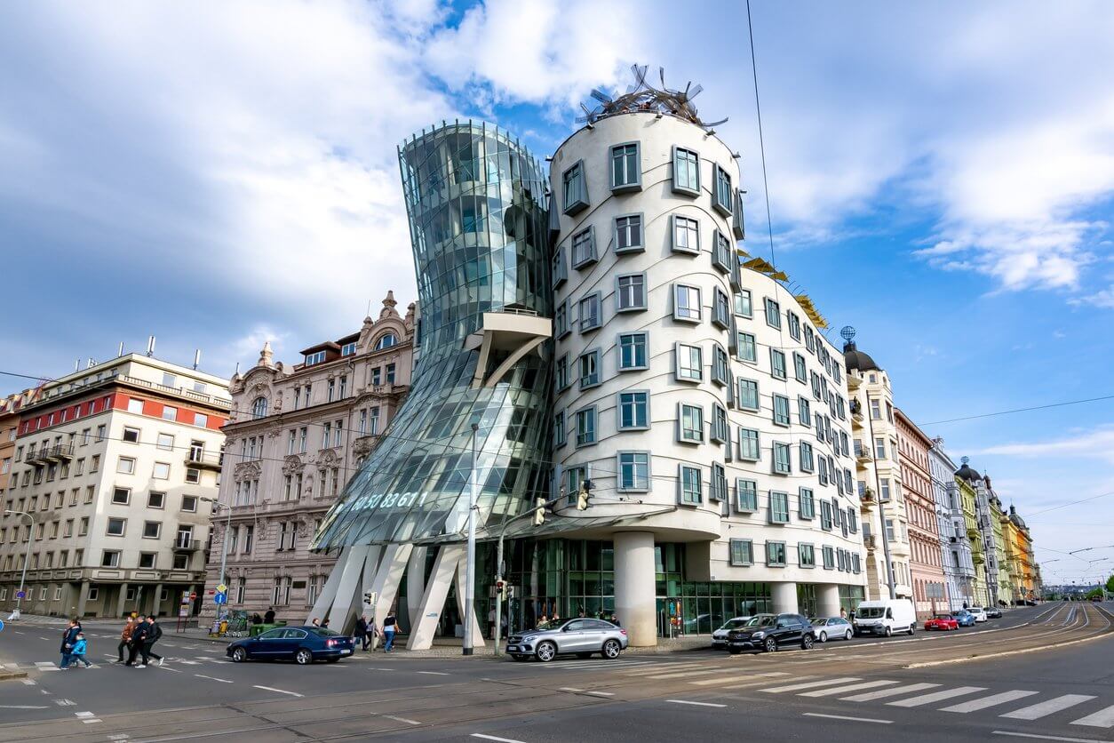 dancing house a prague 2