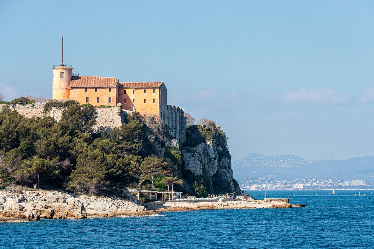 lile sainte marguerite cannes