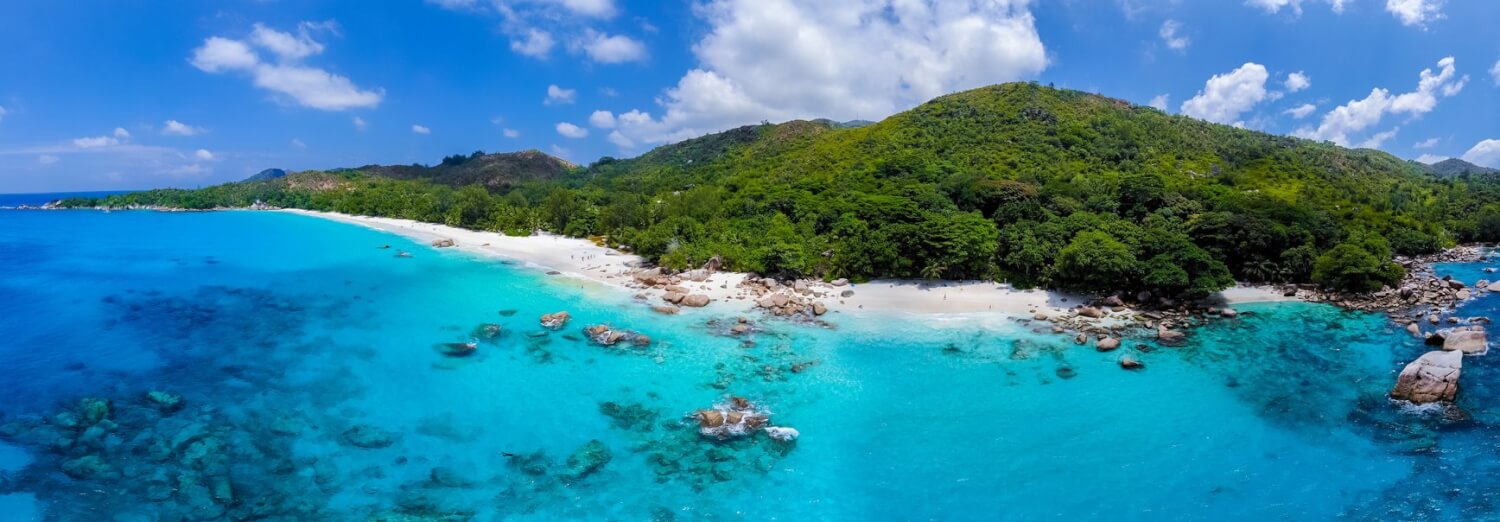 plage danse lazio ile de praslin seychelles