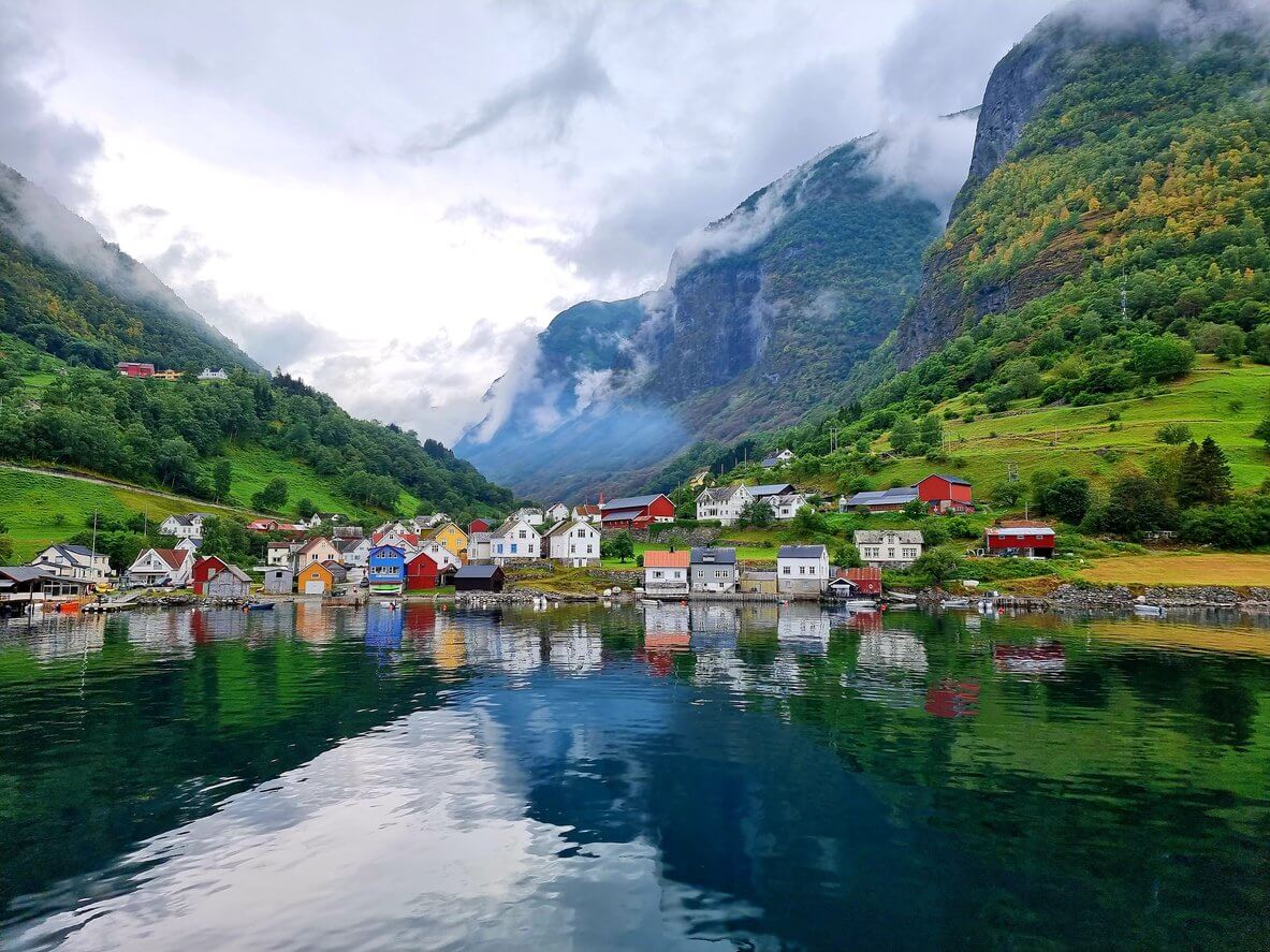 undredal norvege au fond du sognefjord