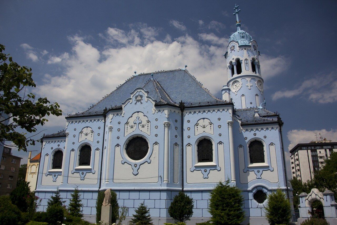 eglise bleue