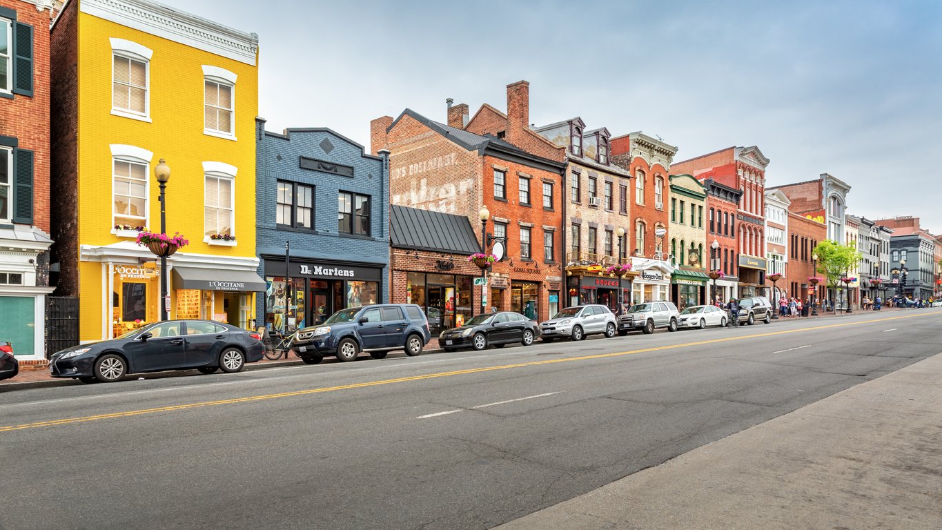 Georgetown shopping district along M Street.