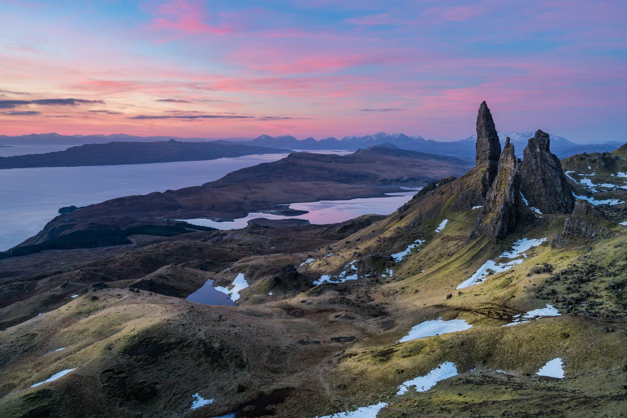 L’Old man of Storr au lever du soleil en hiver