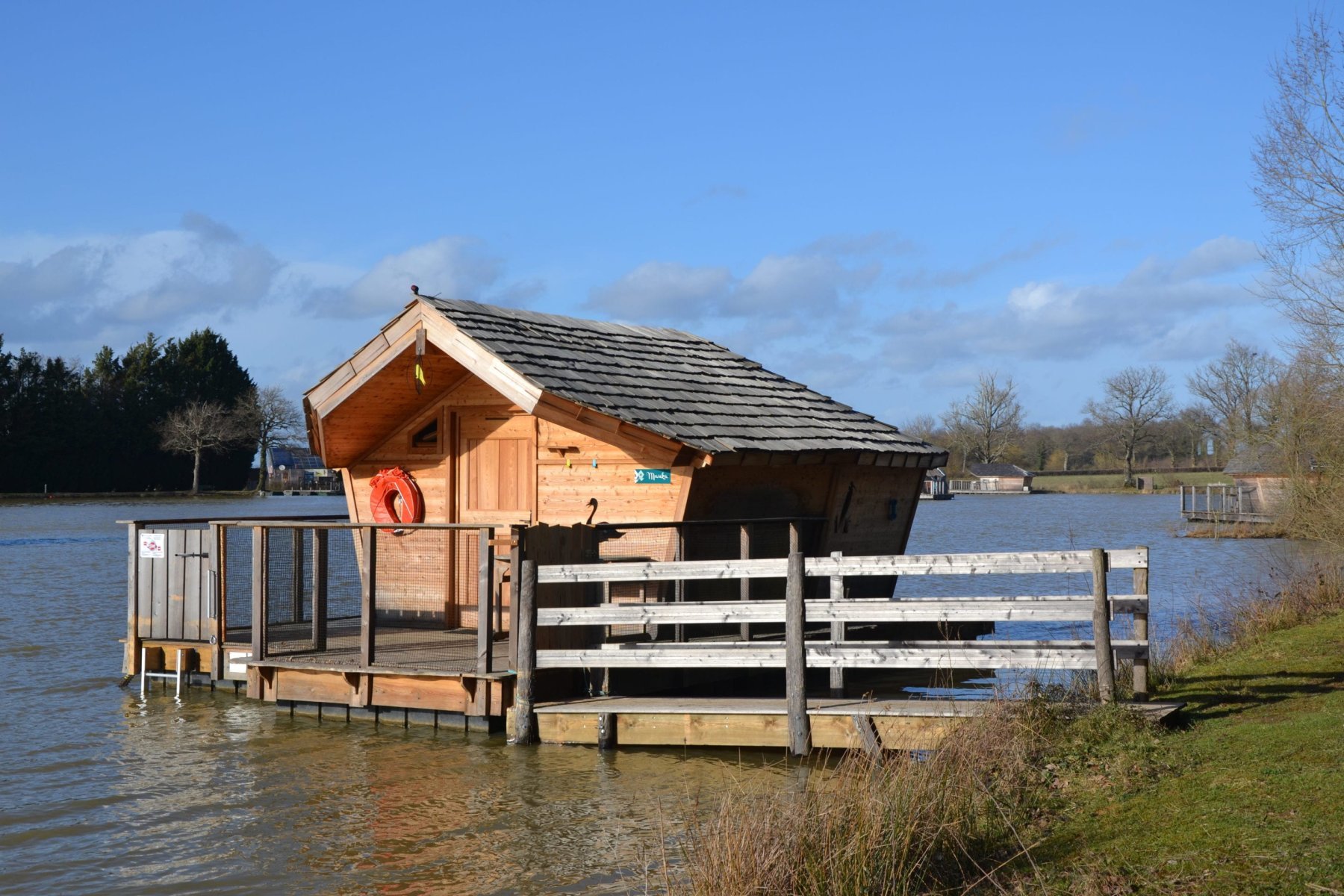 Village Flottant Pressac