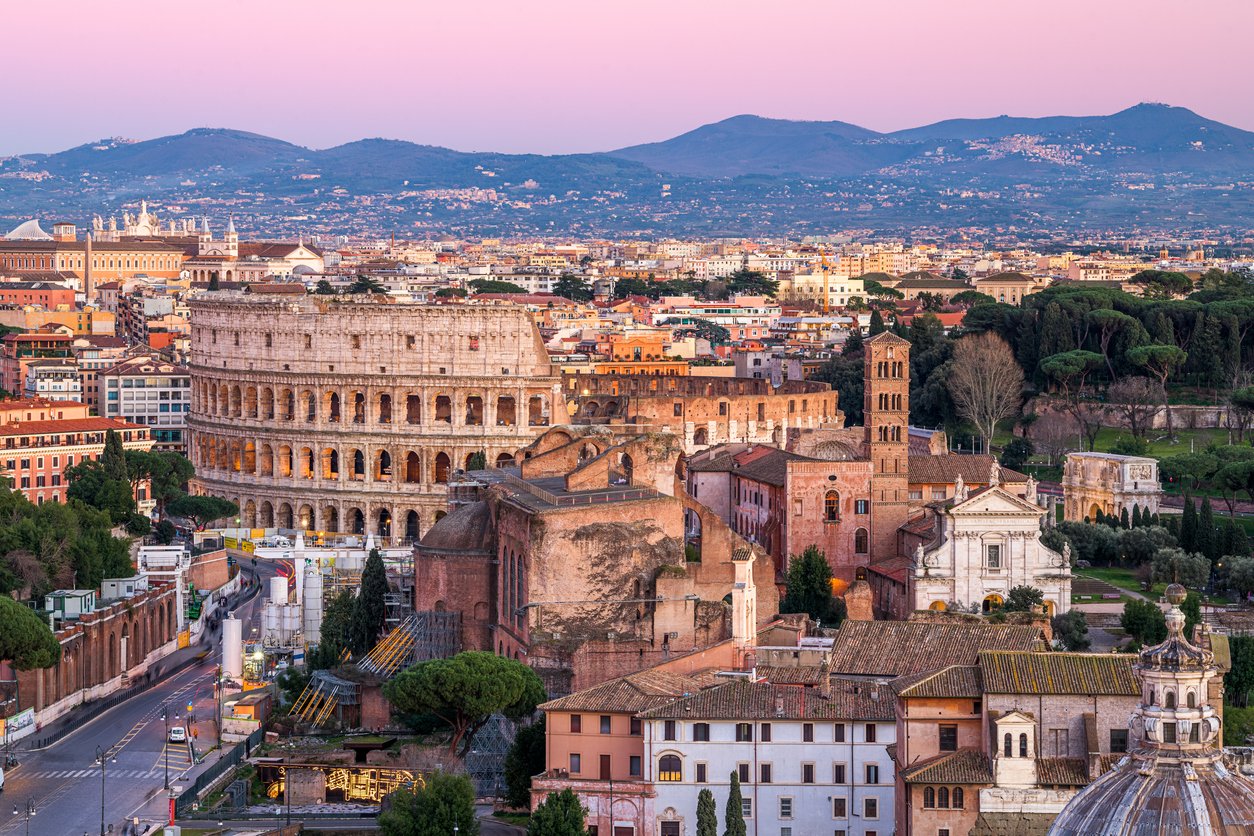 Rome, Italie - le Forum romain et le Colisée