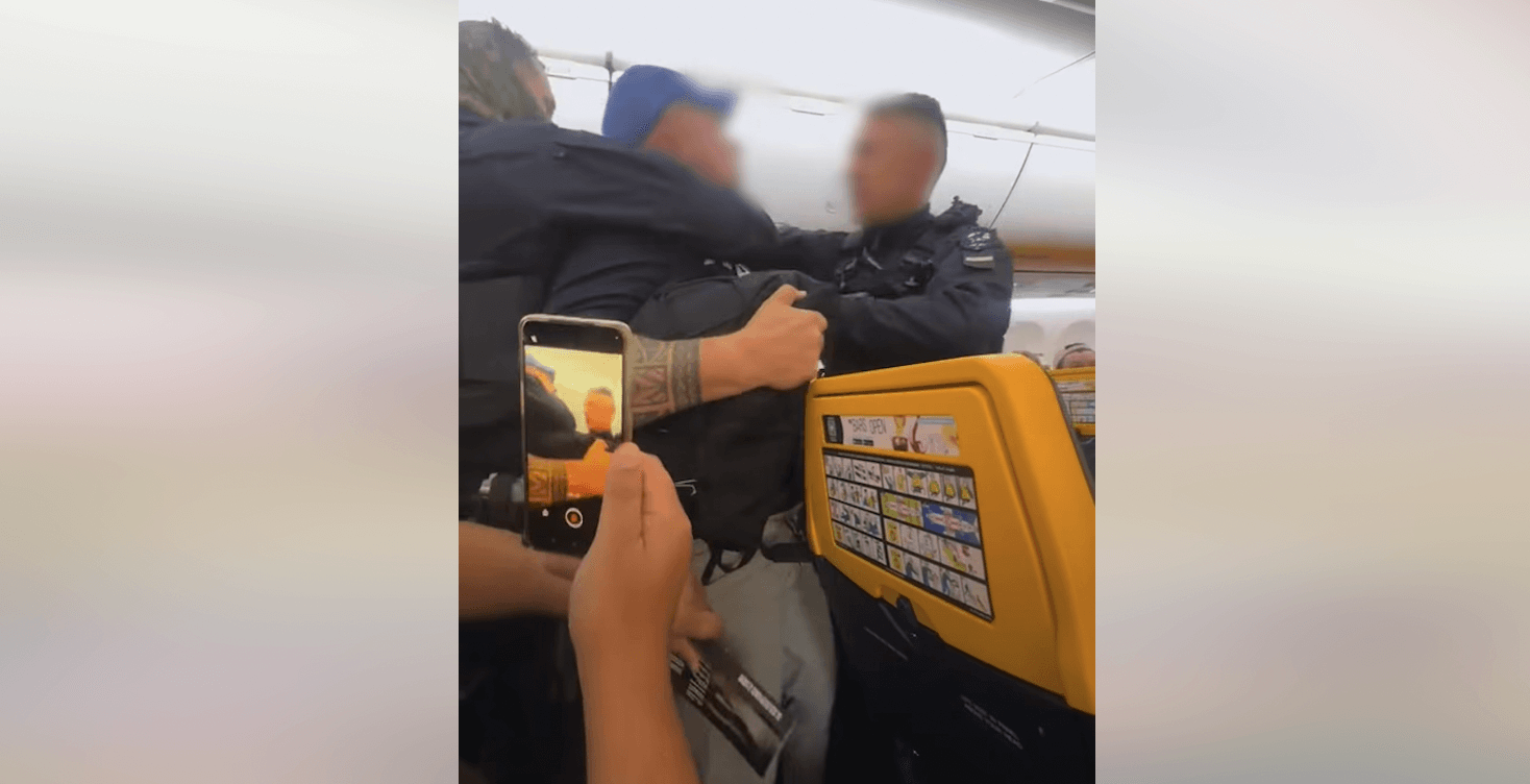 Vidéo virale évacuation mouvementée de passagers ivres sur un vol à Toulouse