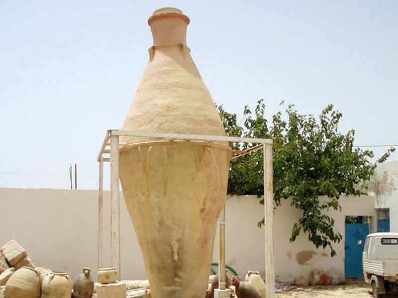 La plus grande jarre du monde à Guellala