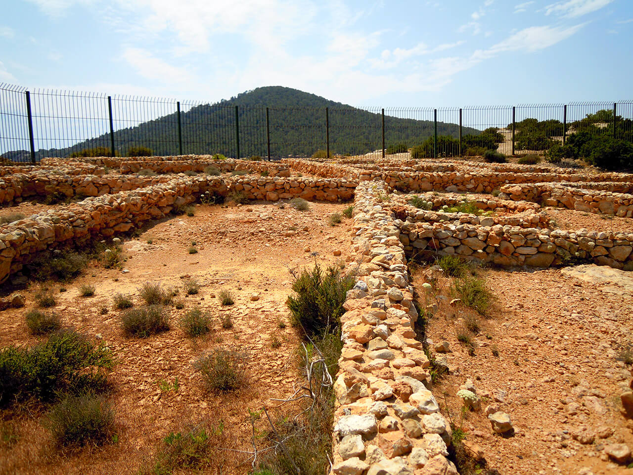 Les ruines de Sa Caleta