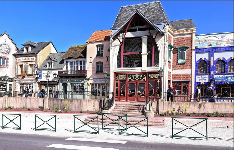 Le village ancien de la Maison du Biscuit