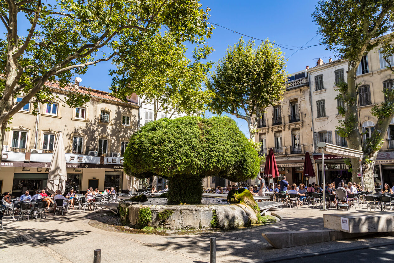 Salon-de-Provence : Climat, Température, Meilleure Période, Météo… | Où et  Quand