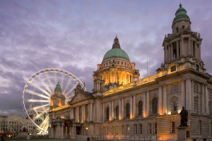 Belfast : L'hôtel de ville de Belfast et le Belfast Eye