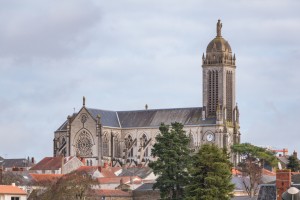 Cholet : Église Saint-Pierre de Cholet
