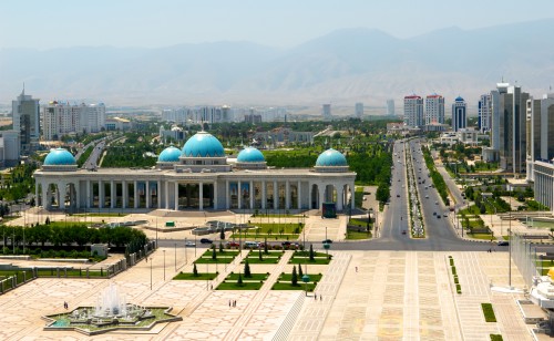 Le palais du Président. Achgabat