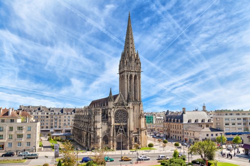 Église Saint-Pierre à Caen