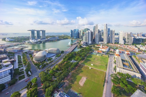 Singapour : Vue aérienne sur Marina Bay à Singapour
