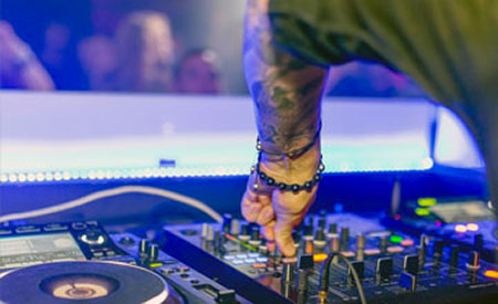 Où partir faire la fête en janvier ?